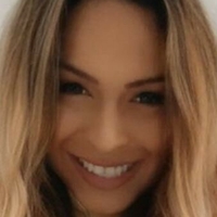 Adrianna Vega Nøgen