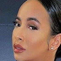 Aimee Aguilar Nøgen