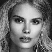 Alena Blohm Nøgen