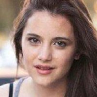 Alexa Nikolas Nøgen