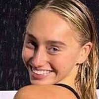 Alysha Koloi Nøgen
