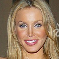 Amanda Swisten Nøgen
