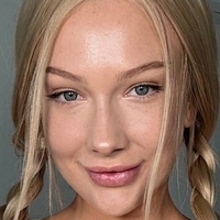 ambergoeswild1 Nøgen