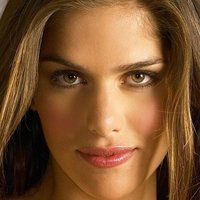 Anahi Gonzales Nøgen