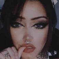 Angela Fiera Nøgen