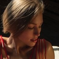 Anna.Nuit Nøgen