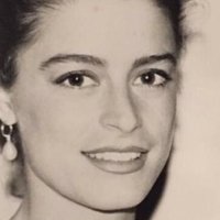 Anya Longwell Nøgen