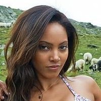 Ariel Meredith Nøgen