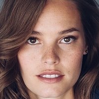 Bailey Noble Nøgen