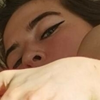 Beke @@thedrippinhoney Nøgen