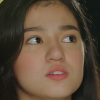 Belle Mariano Nøgen