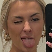 Blondeish Nøgen