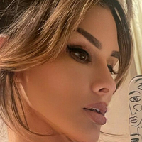 Brittany FurIan Nøgen