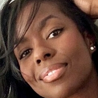 Camille Winbush Nøgen