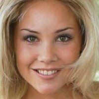Candice Hillebrand Nøgen