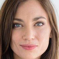 Carrie Finklea Nøgen