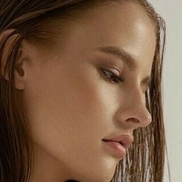 Celine Peschek Nøgen