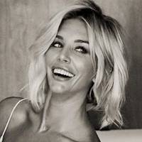 Charissa Thompson Nøgen
