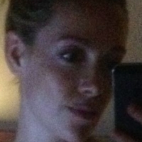 Cherry Healey Nøgen