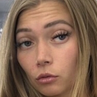 Claire Thompson Nøgen