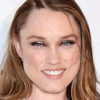 Clare Grant Nøgen