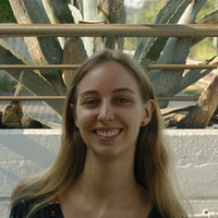 Claudia Veneza Nøgen