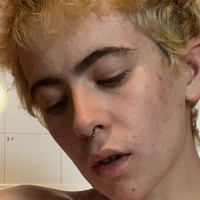cloudybrains Nøgen