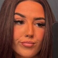 Courtney Dawson Nøgen