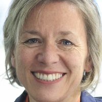 Dana Nelson Nøgen