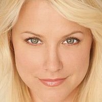Denise Zakovich Nøgen