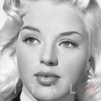 Diana Dors Nøgen