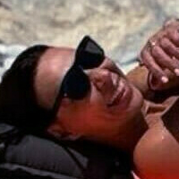 Dora Chrysikou Nøgen