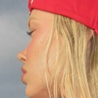 Dorina Gegici Nøgen