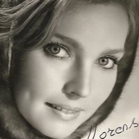 Dyanik Zurakowska Nøgen