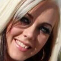 einfach_echt_julia Nøgen