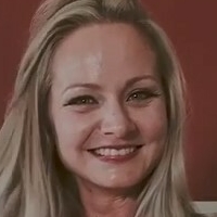 Elisa Pink Nøgen