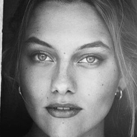 Ella Kernkamp Nøgen
