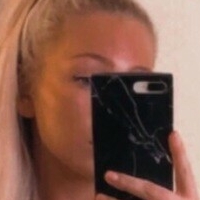 ellielouise99 Nøgen