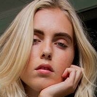 Emily Kimball Nøgen