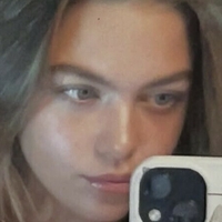 Emma Beardsley Nøgen