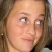 emma.everss Nøgen