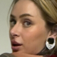Emma Olofsson Nøgen