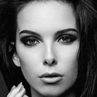 Francesca Fiore Nøgen