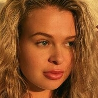 Freya Anne Rayy Nøgen