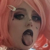 Gothwaifu Nøgen