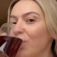 Hadise Nøgen