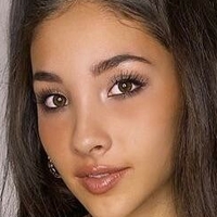 Haley Gosserand Nøgen