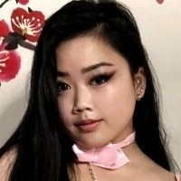 Hallewaifu Nøgen