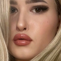 Holly Hawthorne Nøgen