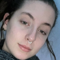 initialbrat Nøgen